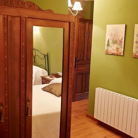 Rural Ochohermanas Konukevi Las Fraguas