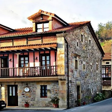 Konukevi Rural Ochohermanas 4*